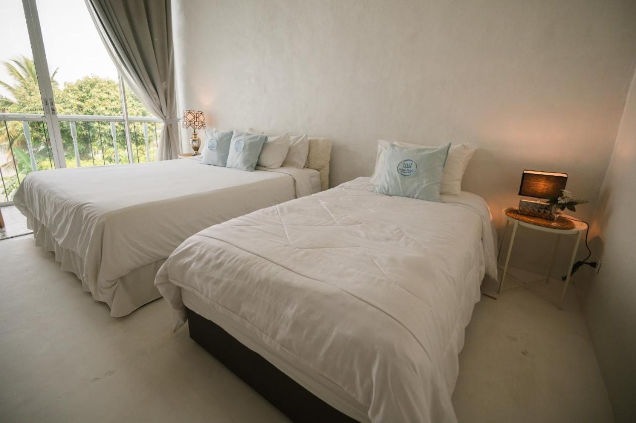 White Wall Riverfront Hotel Kamphaeng Phet Exterior photo